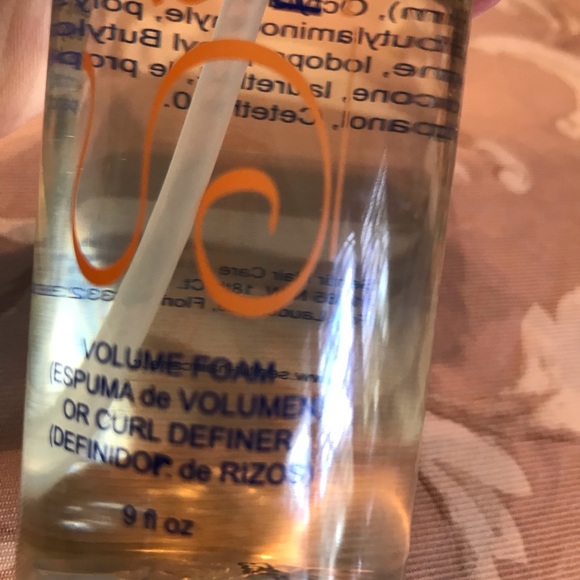 SENTIR VOLUME FOAM AND CURL DEFINER - Picture 2 of 8